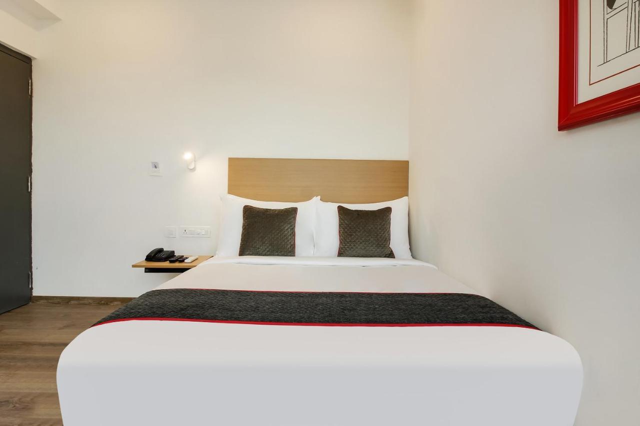 Готель Oyo Townhouse 600 Gangothri Secunderabad Екстер'єр фото
