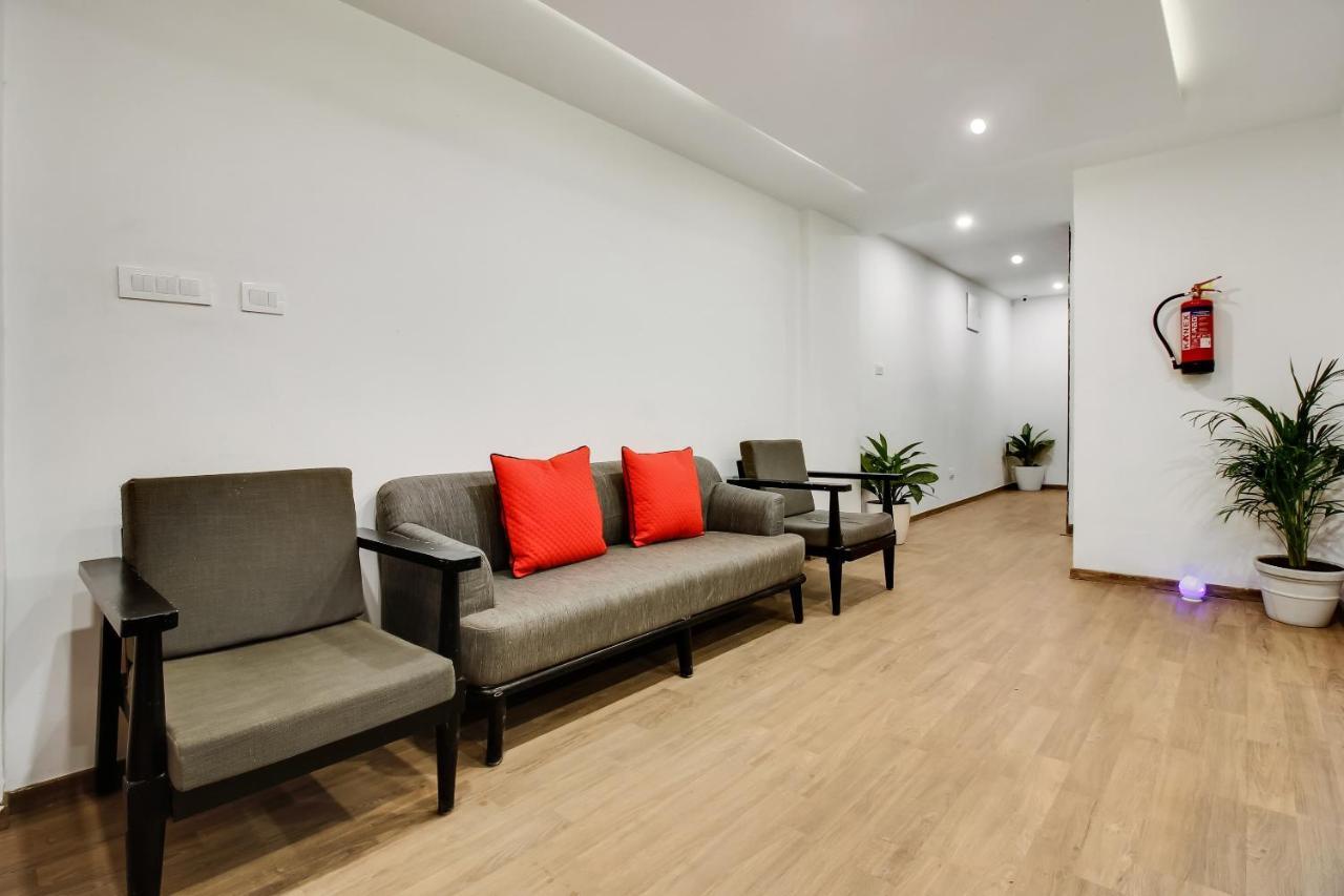 Готель Oyo Townhouse 600 Gangothri Secunderabad Екстер'єр фото