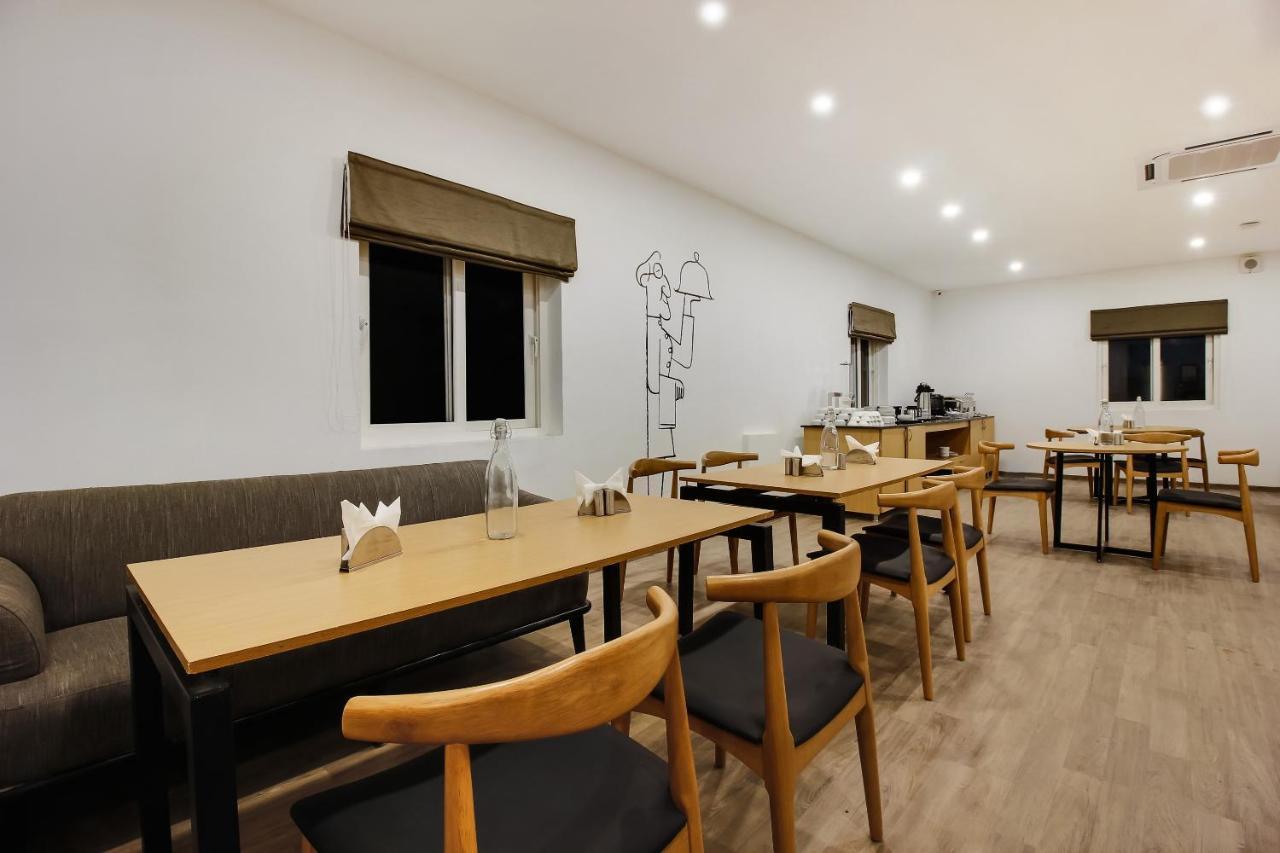Готель Oyo Townhouse 600 Gangothri Secunderabad Екстер'єр фото