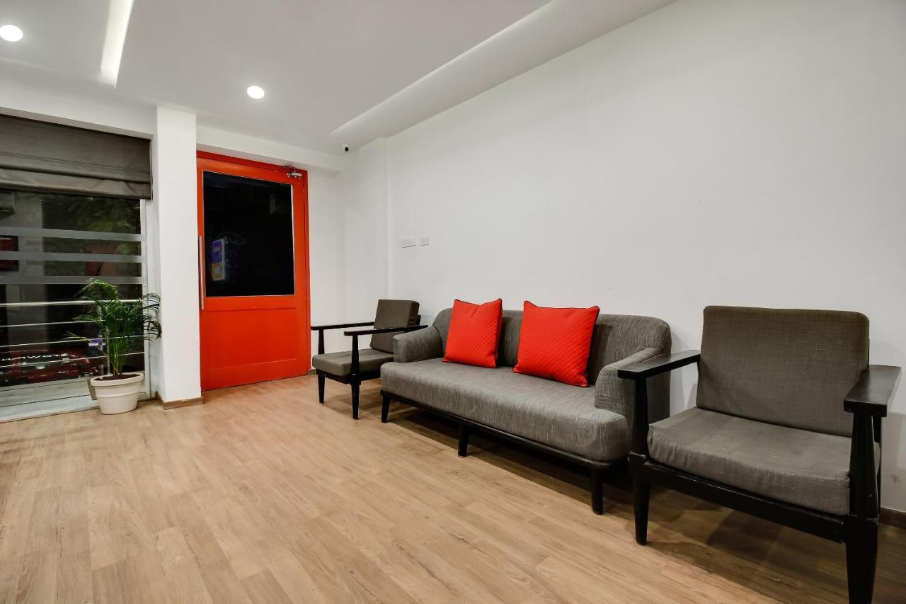 Готель Oyo Townhouse 600 Gangothri Secunderabad Екстер'єр фото